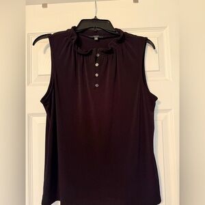Adrianna Papell Black Sleeveless Buttoned Blouse